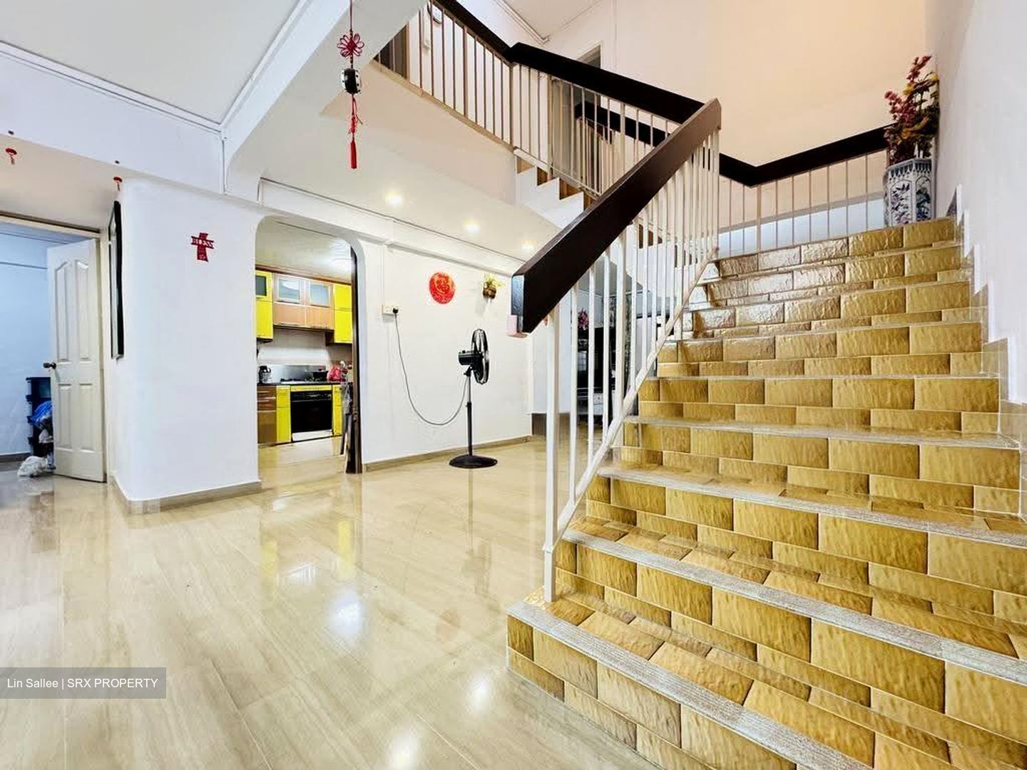 Blk 410 Jurong West Street 42 (Jurong West), HDB Executive #624701341